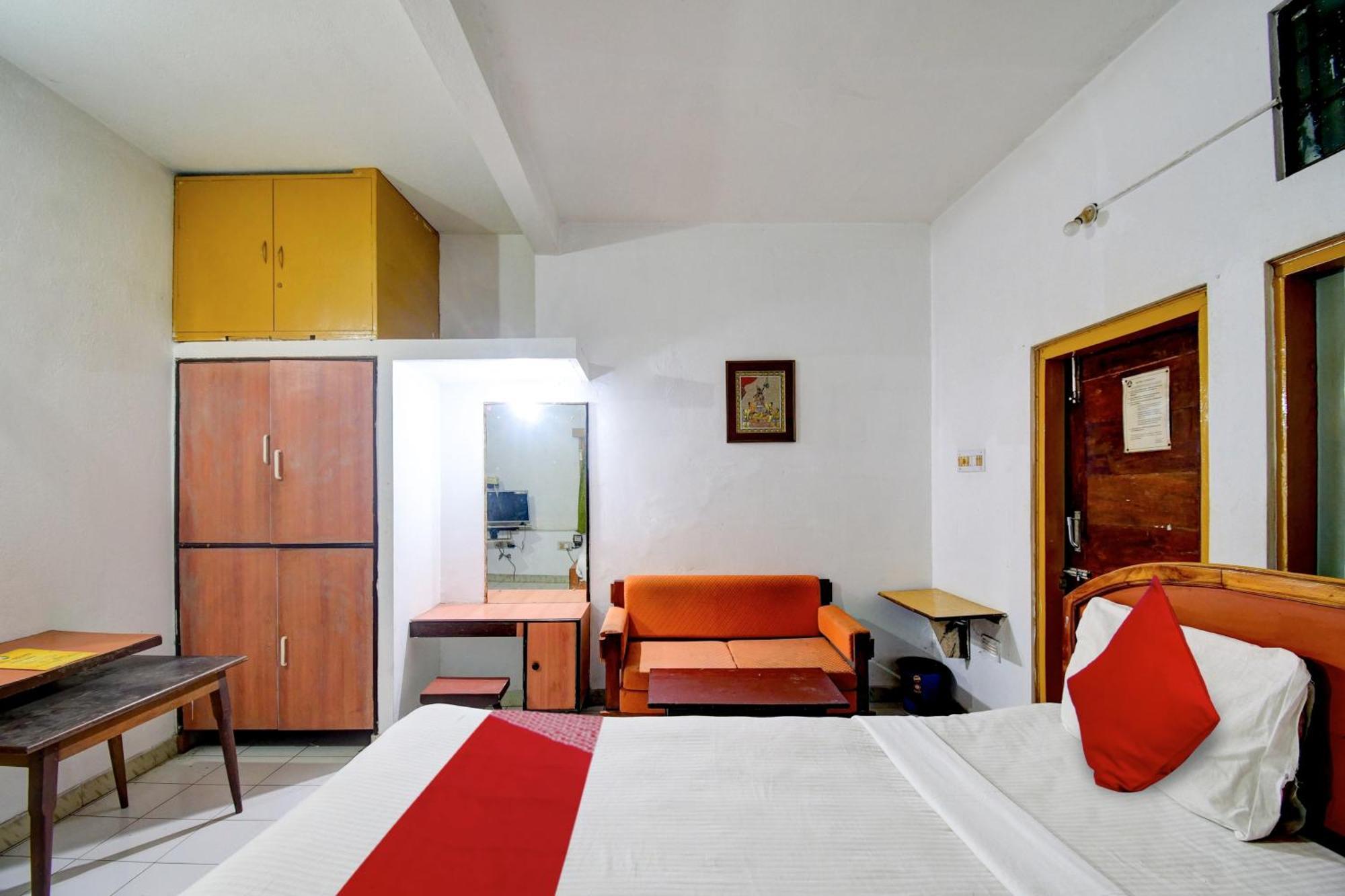 Hotel O Upasana บูบันเนสชวาร์ ภายนอก รูปภาพ